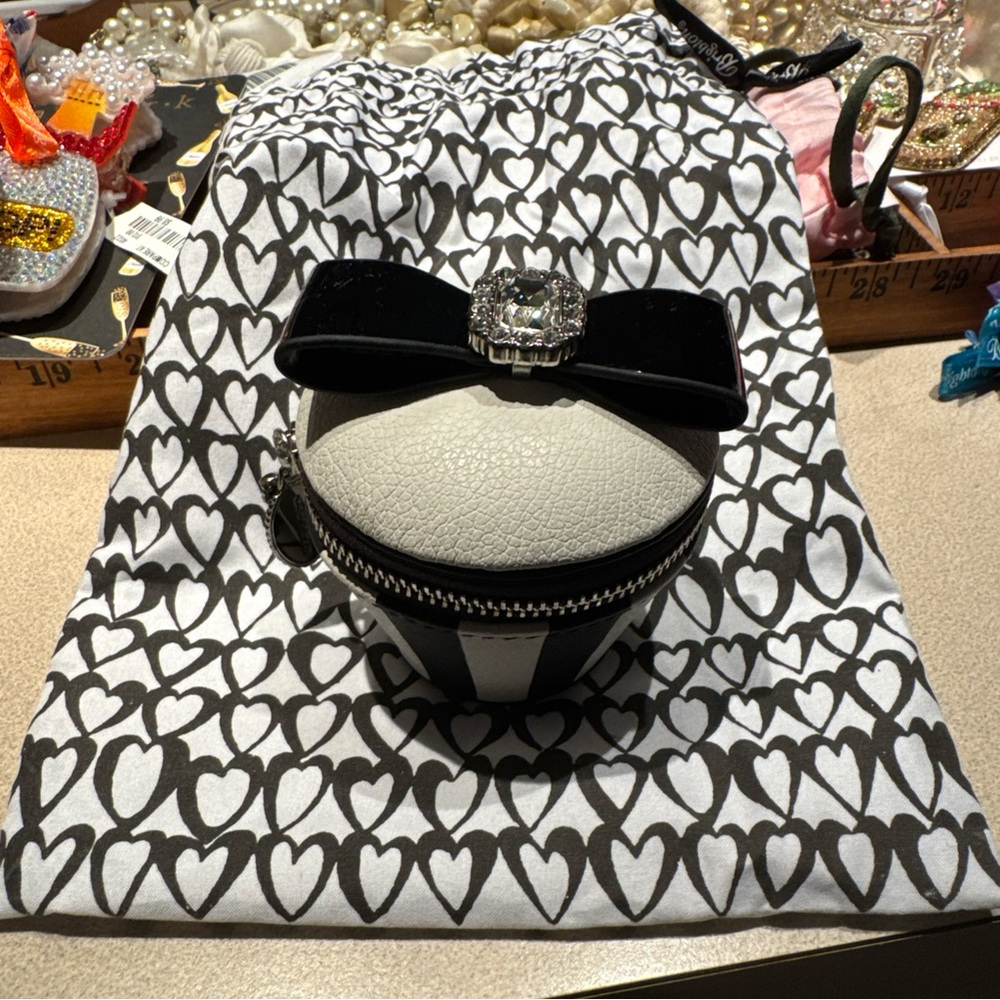 My Flat In London Cupcake Coin Change Purse Black & White Mini 3.5" Stylish